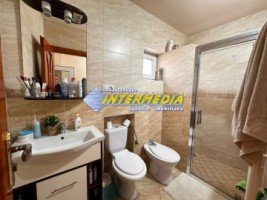 casa-in-centru-finisata-mobilata-utilata-complet-5