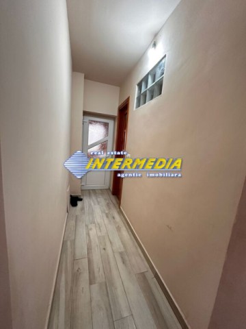 casa-in-centru-finisata-mobilata-utilata-complet-21