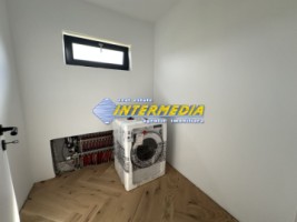 okazie-casa-noua-p1-cu-550-mp-teren-3-bai-4-dormitoare-garaj-finisata-interior-si-mobila-bucatarie-in-ighiu-13