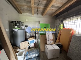 okazie-casa-noua-p1-cu-550-mp-teren-3-bai-4-dormitoare-garaj-finisata-interior-si-mobila-bucatarie-in-ighiu-34