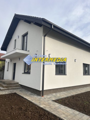 casa-cu-4-camere-teren-361-mp-de-vanzare-in-alba-iulia-10