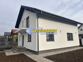 casa-cu-4-camere-teren-361-mp-de-vanzare-in-alba-iulia