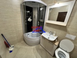 inchiriez-apartament-2-camererenovat-cu-gradinazona-calea-cisnadiei-9