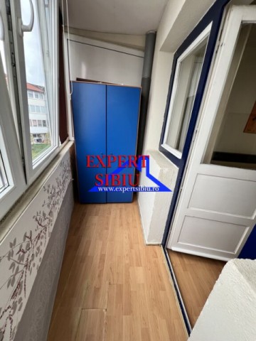 inchiriez-apartament-3-camererenovatzona-calea-poplacii-10