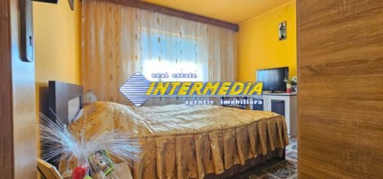 apartament-2-camere-decomandat-54-mp-etaj-2-cetate-stadion-9