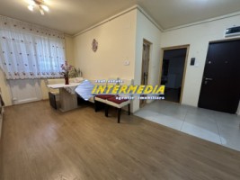 apartament-2-camere-bloc-nou-centru-cu-balcon-7-mp-mansarda-boxa-12-mp-parcare-mobilat-si-utilat-complet-2
