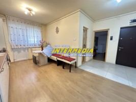 apartament-2-camere-bloc-nou-centru-cu-balcon-7-mp-mansarda-boxa-12-mp-parcare-mobilat-si-utilat-complet-18