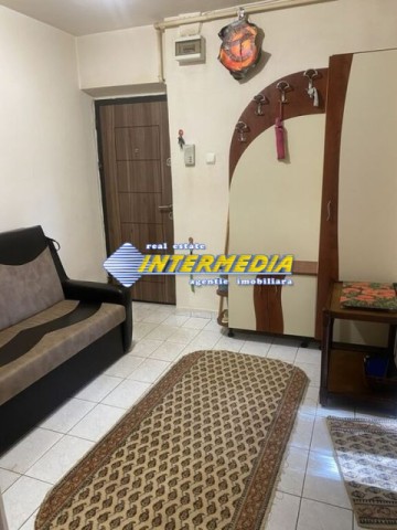 garsoniera-decomandata-35-mp-in-cetate-finisata-de-vanzare-2