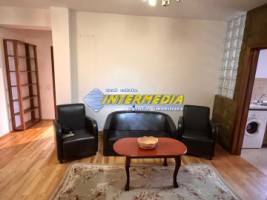 apartamemt-3-camere-decomandat-cetate-stadion-cu-balcon-parcare-mobilat-si-utilat-complet-1