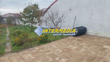 casa-cu-5-camere-1514-mp-teren-centru-sebes-12