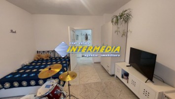 casa-cu-5-camere-1514-mp-teren-centru-sebes-10