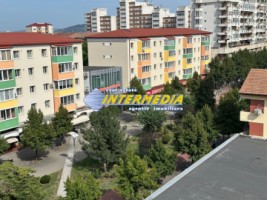 apartament-3-camere-modificat-din-4-cetate-bulevard-nefinisat-view-panoramic-2