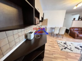 inchiriez-apartament-3-camere-la-casarenovatzona-turnisor-3