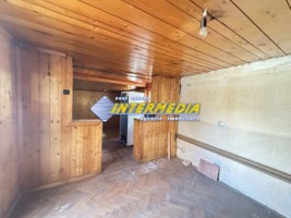 okazie-casa-4-camere-2-bai-2-bucatarii-anexe-garaj-curte-pavata-de-vanzare-in-alba-iulia-zona-centru-17