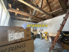 okazie-casa-4-camere-2-bai-2-bucatarii-anexe-garaj-curte-pavata-de-vanzare-in-alba-iulia-zona-centru-23