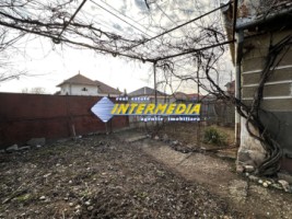 okazie-casa-veche-cu-anexe-si-1242-mp-teren-intravilan-imprejmuit-la-asfalt-cu-toate-utilitatile-si-bransamente-15