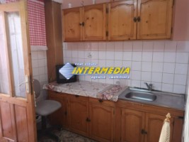 apartament-2-camere-de-inchiriat-cetate-mercur-2