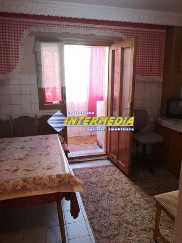 apartament-2-camere-de-inchiriat-cetate-mercur-9