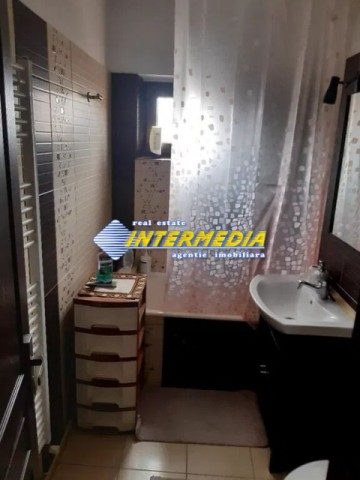 apartament-3-camere-finisat-de-vanzare-in-cetate-etaj-3-4