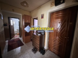 okazie-apartament-3-camere-68-mp-2-bai-2-balcoane-pivnita-wiew-super-6