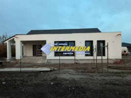 casa-noua-frumoasa-pe-parter-120-mp-utili-pivnita-finisata-la-cheie-25