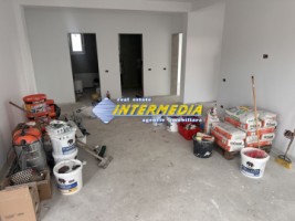 casa-noua-frumoasa-pe-parter-120-mp-utili-pivnita-finisata-la-cheie-6