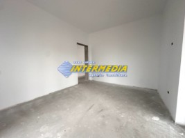 casa-noua-frumoasa-pe-parter-120-mp-utili-pivnita-finisata-la-cheie-9