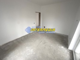 casa-noua-frumoasa-pe-parter-120-mp-utili-pivnita-finisata-la-cheie-10