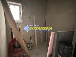 casa-noua-frumoasa-pe-parter-120-mp-utili-pivnita-finisata-la-cheie-13