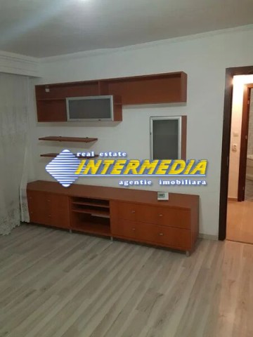 apartament-2-camere-renovat-de-vanzare-cetate-5