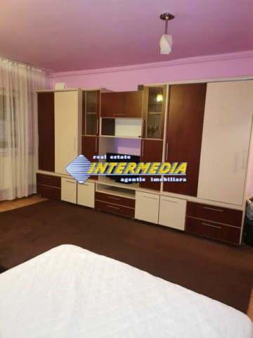 garsoniera-30-mp-de-vanzare-in-cetate-zona-spital-mobilata-0