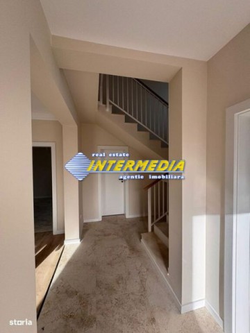 casa-noua-p1-finisata-la-cheie-cu-333-mp-teren-imprejmuita-si-toate-utilitatiile-3