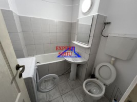 inchiriez-apartament-2-camere-decomandat-zona-strand-7