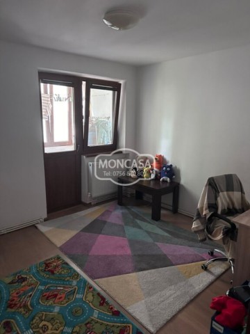 apartament-2-camere-zona-scoala-7-etaj-1-5