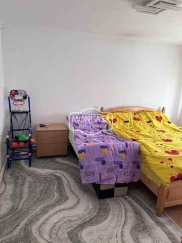 apartament-2-camere-zona-scoala-7-etaj-1-7