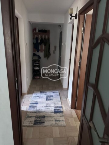 apartament-2-camere-zona-scoala-7-etaj-1-9