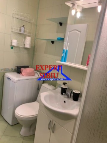 inchiriez-apartament-2-camere-dec-recent-renovat-zona-centrala-8