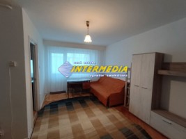 inchiriere-garsoniera-30-mp-cetate-mobilata-utilata-complet-1