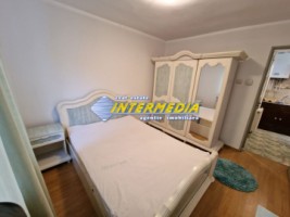 inchiriere-apartament-2-camere-cetate-spital-et-2-mobilat-utilat-3