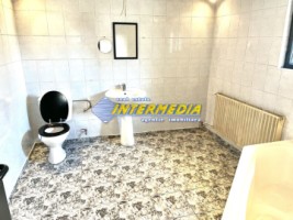 casa-pentru-muncitori-cu-4-camere-de-inchiriat-zona-centru-8