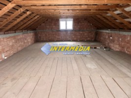 casa-noua-la-rosu-teren-1000-mp-toate-utilitatile-cu-pivnita-11