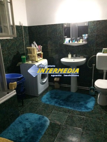 casa-noua-de-vanzare-pem-cu-3000-mp-teren-in-zona-ciugud-12