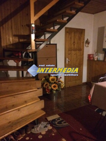 casa-noua-de-vanzare-pem-cu-3000-mp-teren-in-zona-ciugud-15