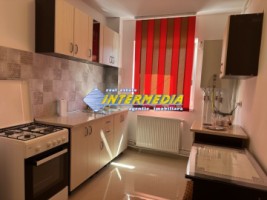 apartament-cu-2-camere-cetate-zona-spitalul-judetean-etaj-3-8