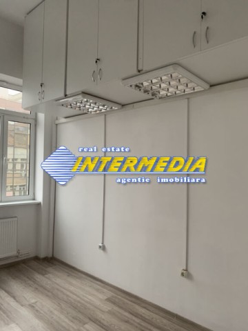 spatiu-de-inchiriat-in-centru-finante-finisat-complet-13