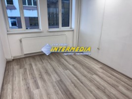 spatiu-de-inchiriat-in-centru-finante-finisat-complet-22