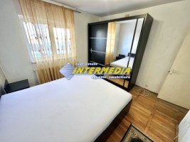 apartament-i-3-camere-i-etaj-1-i-cetate-i-70-mp-i-mobilat-complet-2