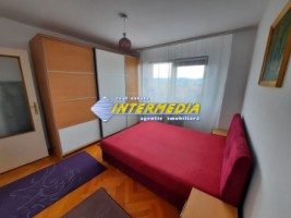 apartament-3-camere-decomandat-de-in-alba-iulia-centru-complet-5