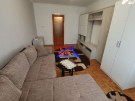 inchiriez-apartament-2-camere-decomandatzona-strand-1