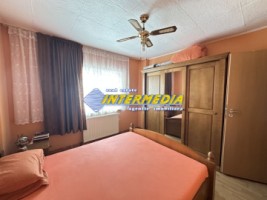 vanzare-apartament-3-camere-decomandat-2-bai-balcon-mare-parcare-zona-termopane-izolat-exterior-finisat-si-mobilat-4